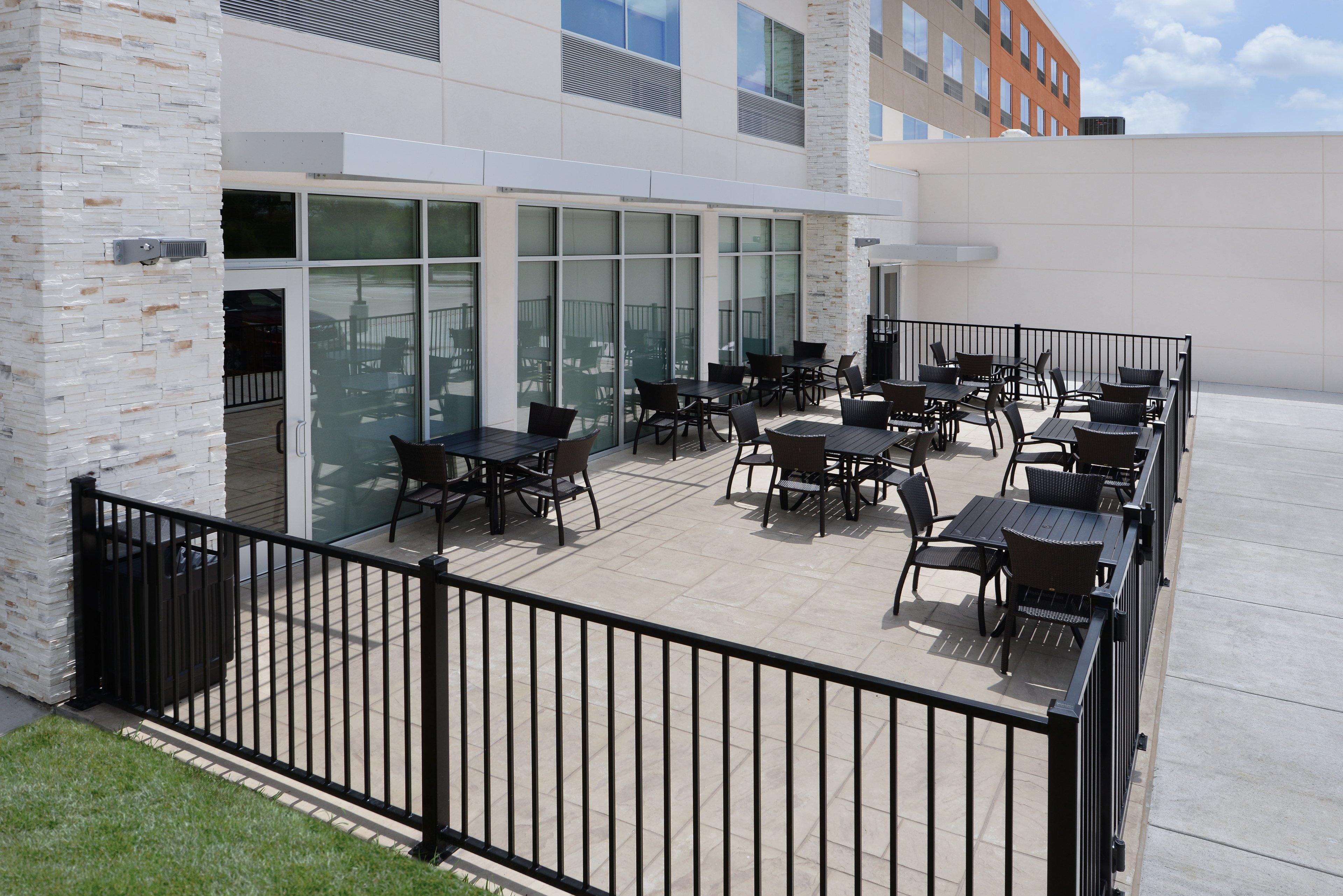 Holiday Inn Express & Suites Bryan - College Station By Ihg Екстериор снимка